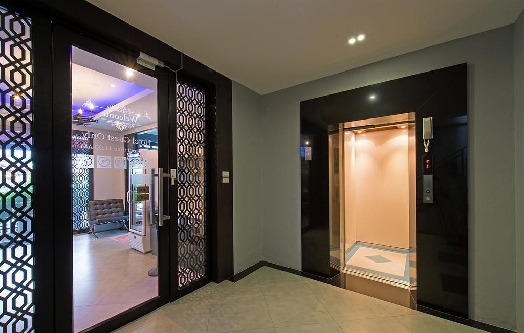 Srisawara Casa Hotel Krabi town Esterno foto