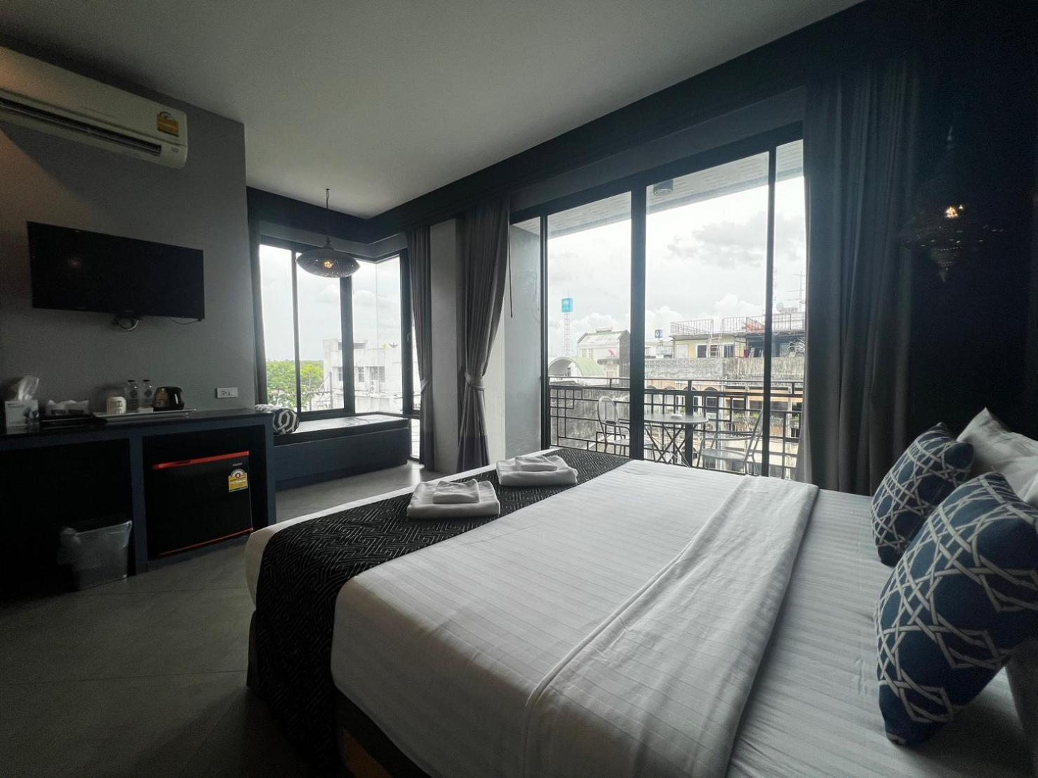 Srisawara Casa Hotel Krabi town Esterno foto