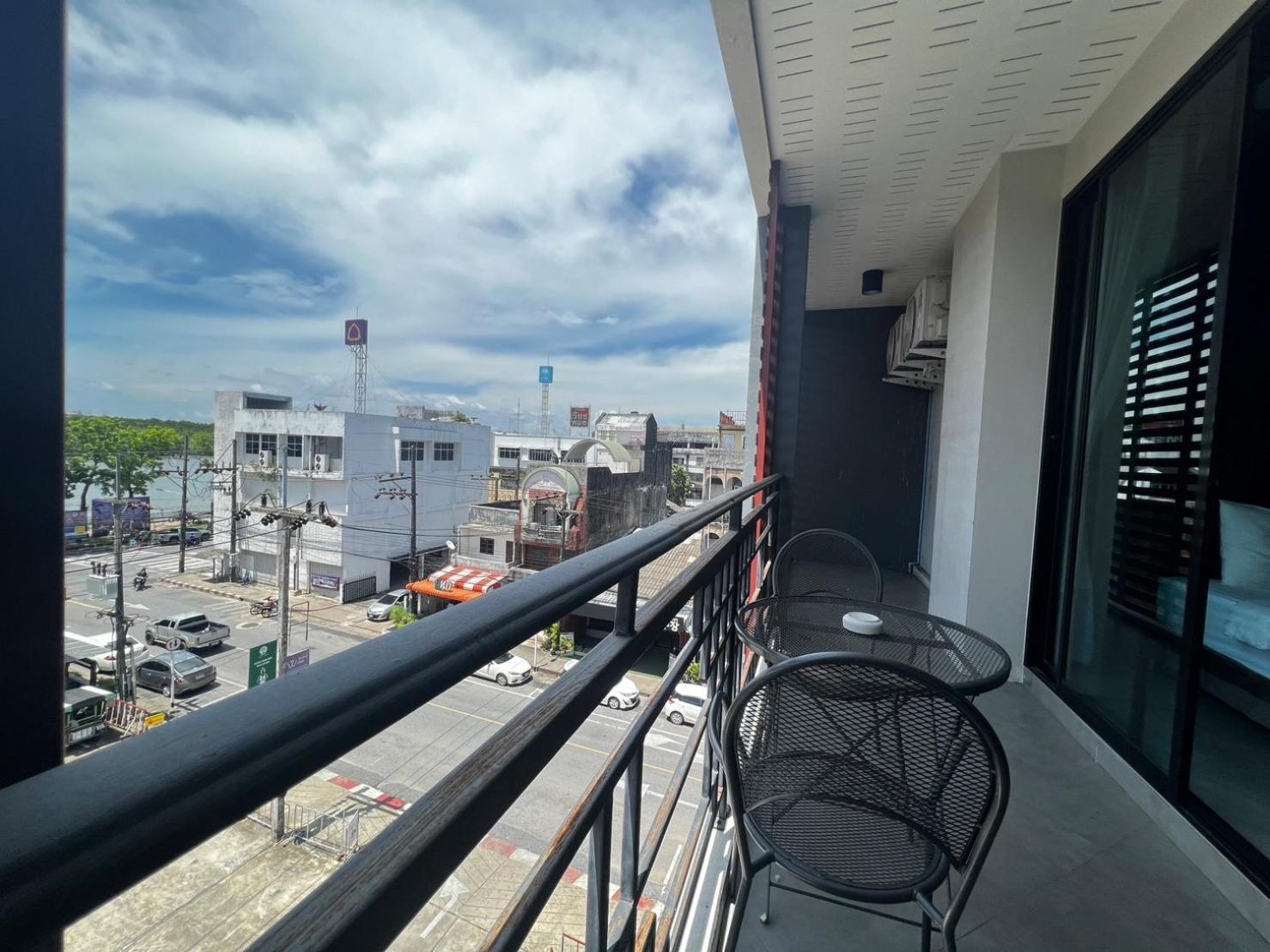 Srisawara Casa Hotel Krabi town Esterno foto