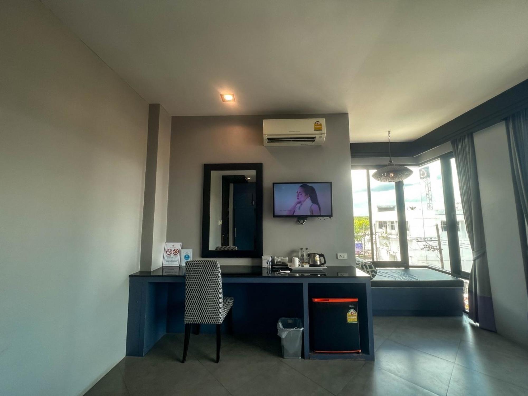 Srisawara Casa Hotel Krabi town Esterno foto